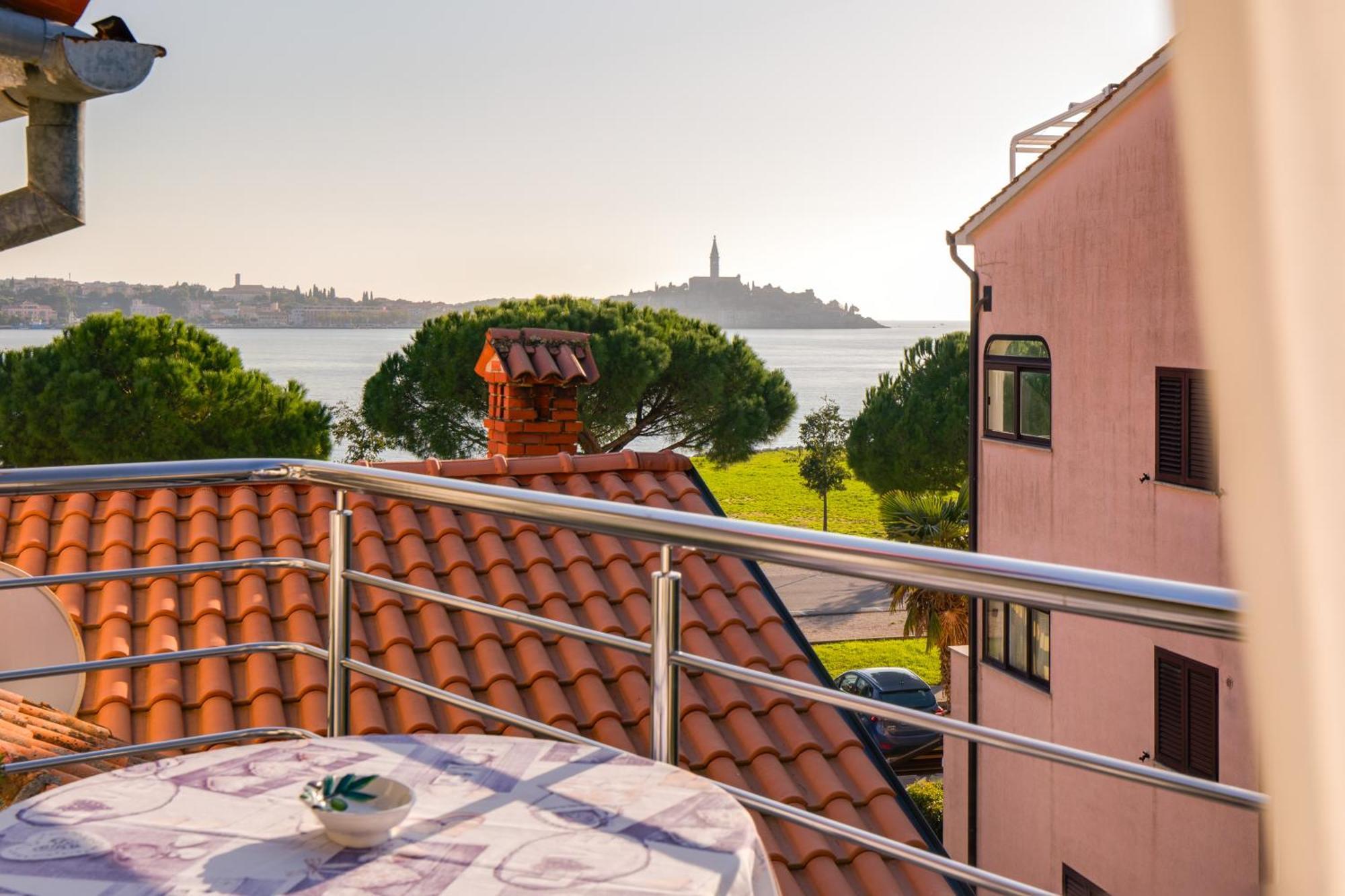 Hotel Rivamare - Rovinj Extérieur photo